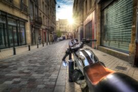 motorcycle-4132168_1920